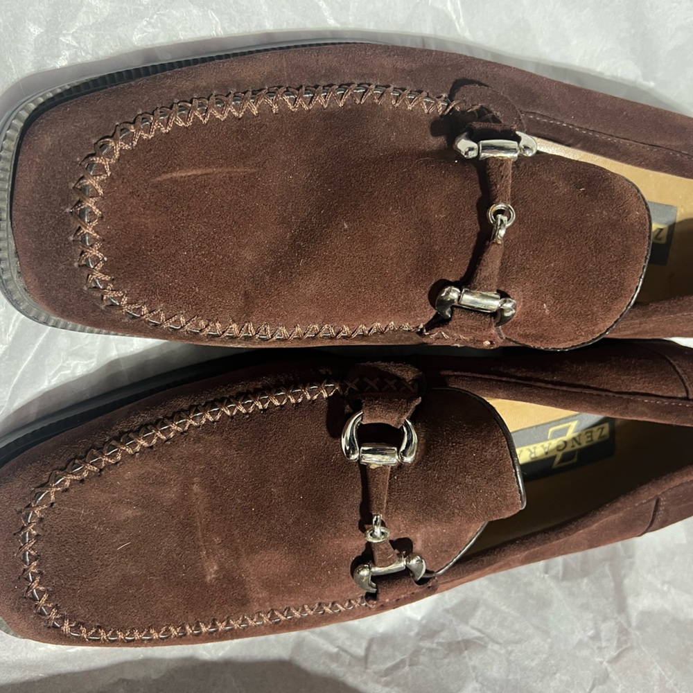 Zengara Men’s Brown Suede Loafers with Silver Detailing - Picture 6 of 8